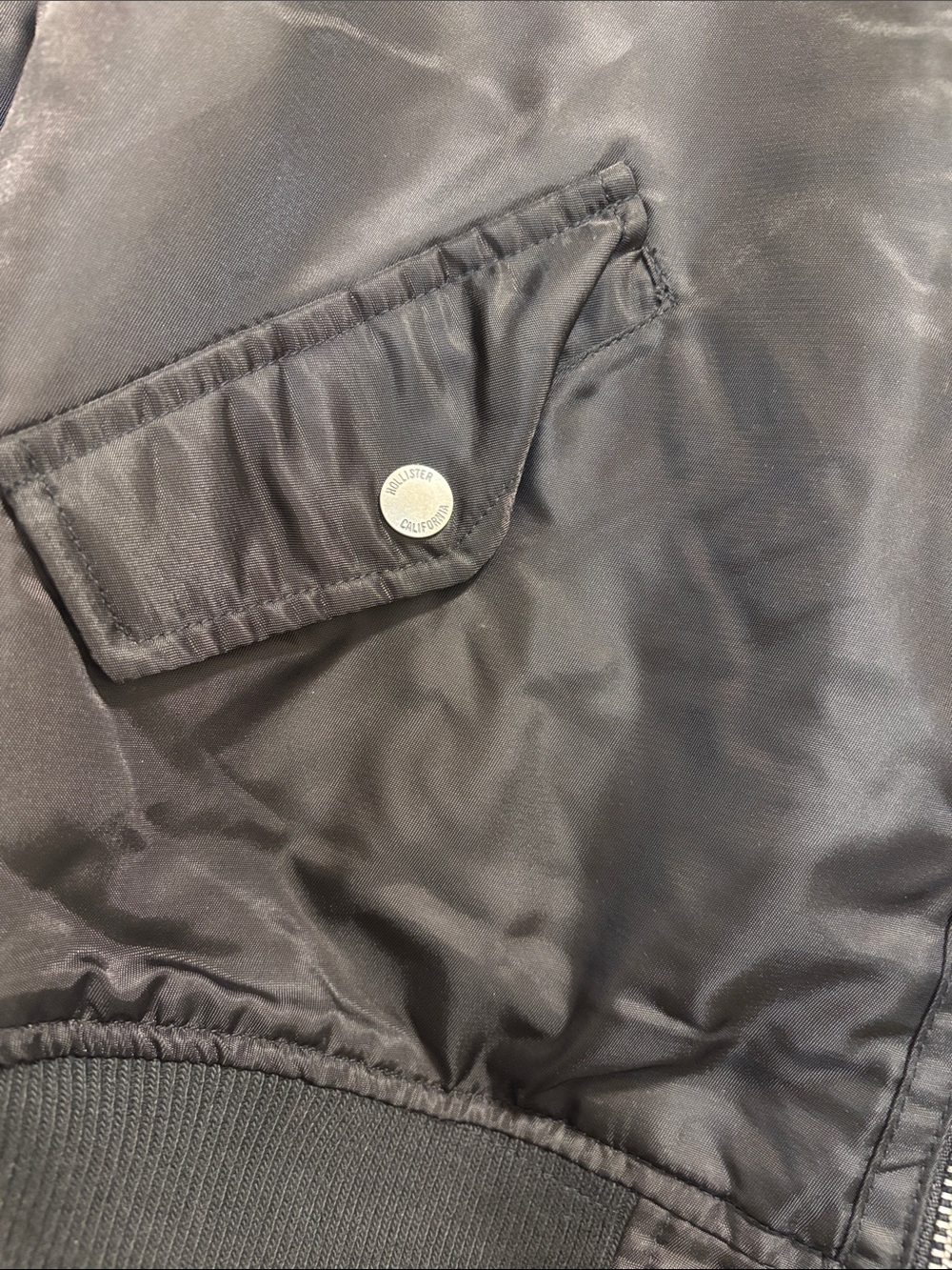 NWOT Hollister Black Bomber Jacket with Pink Lining - Picture 2 of 9